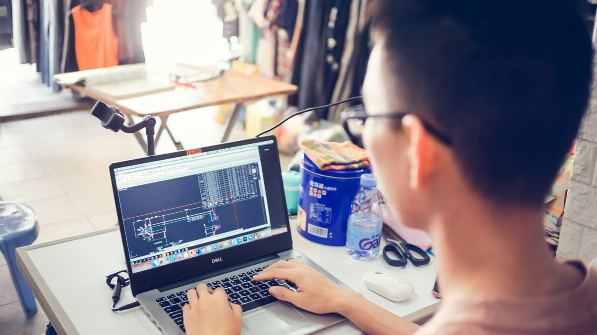 Collaboration and remote drafting are evolving as a result of the use of AutoCAD on the cloud.