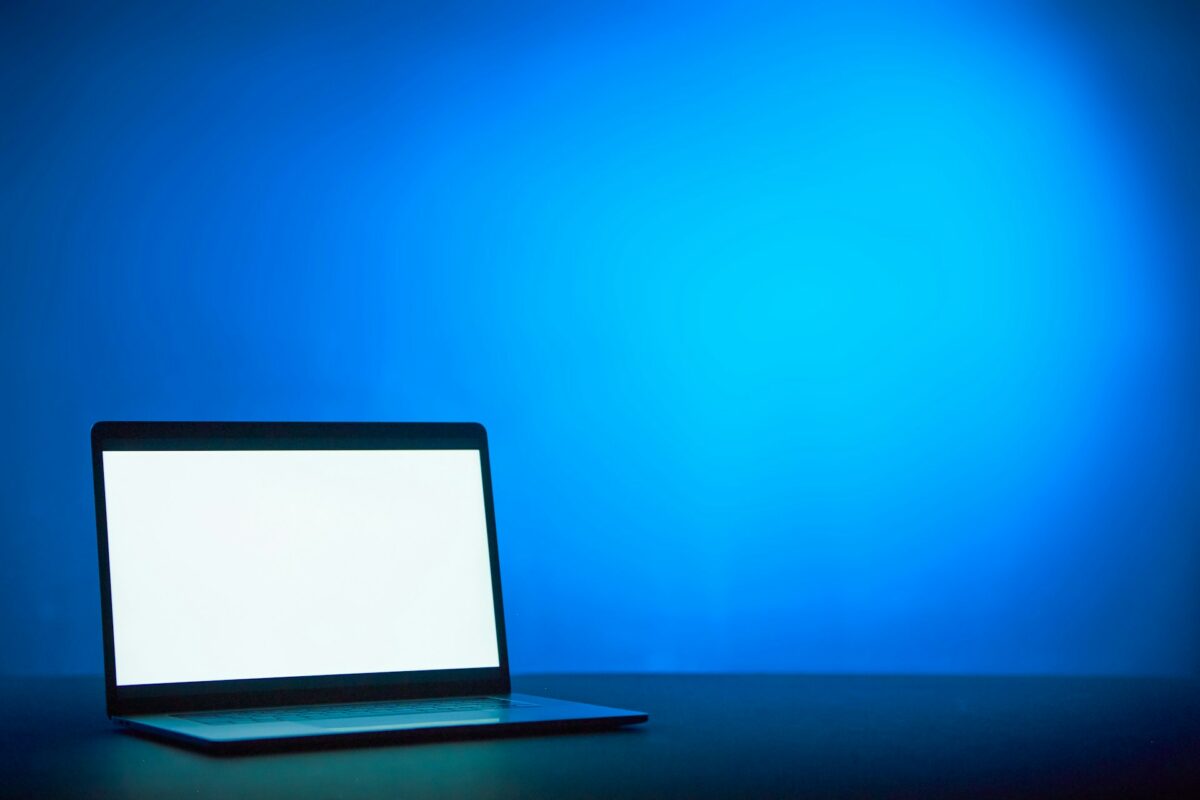 Resolving the Issue of Slow Internet Speeds on Windows-Based Personal Computers
