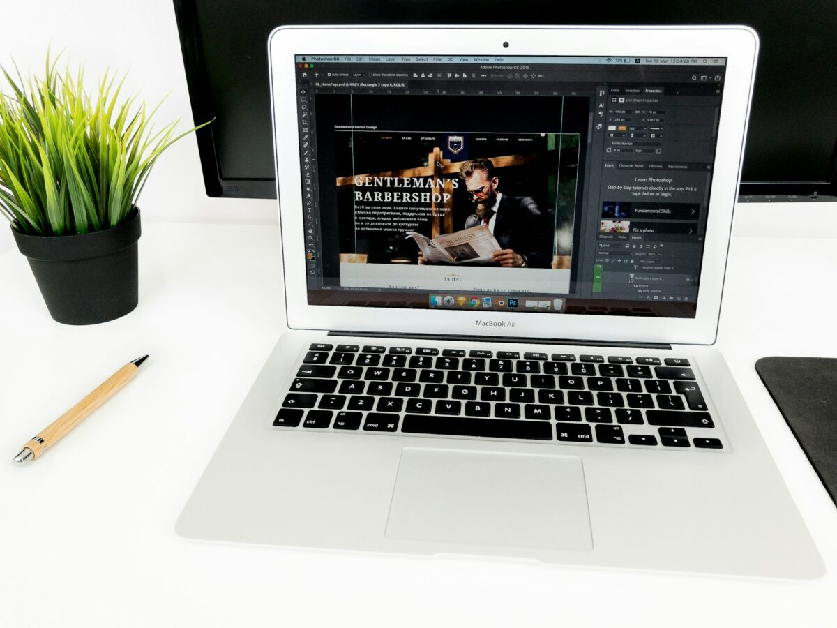 Utilizing Photoshop Techniques to Create Viral Thumbnails for YouTube