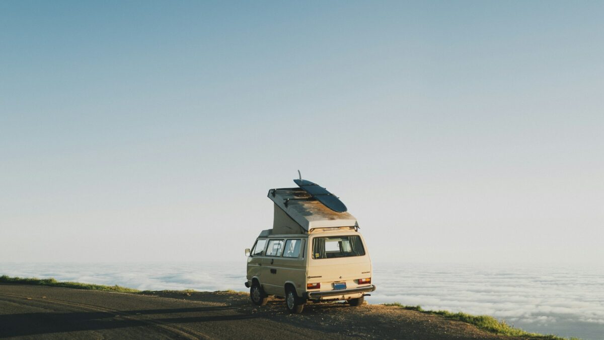 Starlink for Van Life: How to Mount Your Dish and Optimize Power Consumption for Remote Work